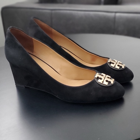 Tory Burch black wedges - Picture 11 of 11
